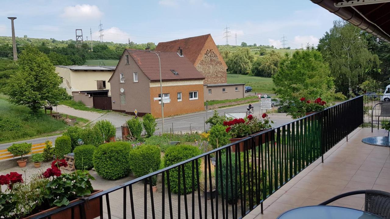 Pension Villaggio Mertesheim Екстериор снимка