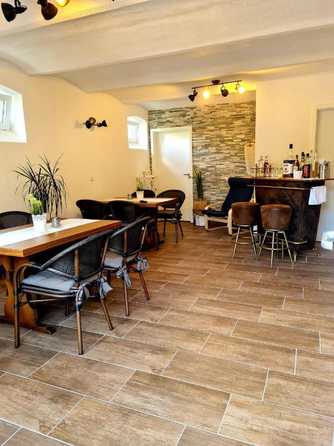 Pension Villaggio Mertesheim Екстериор снимка